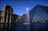 Pyramide du Louvres